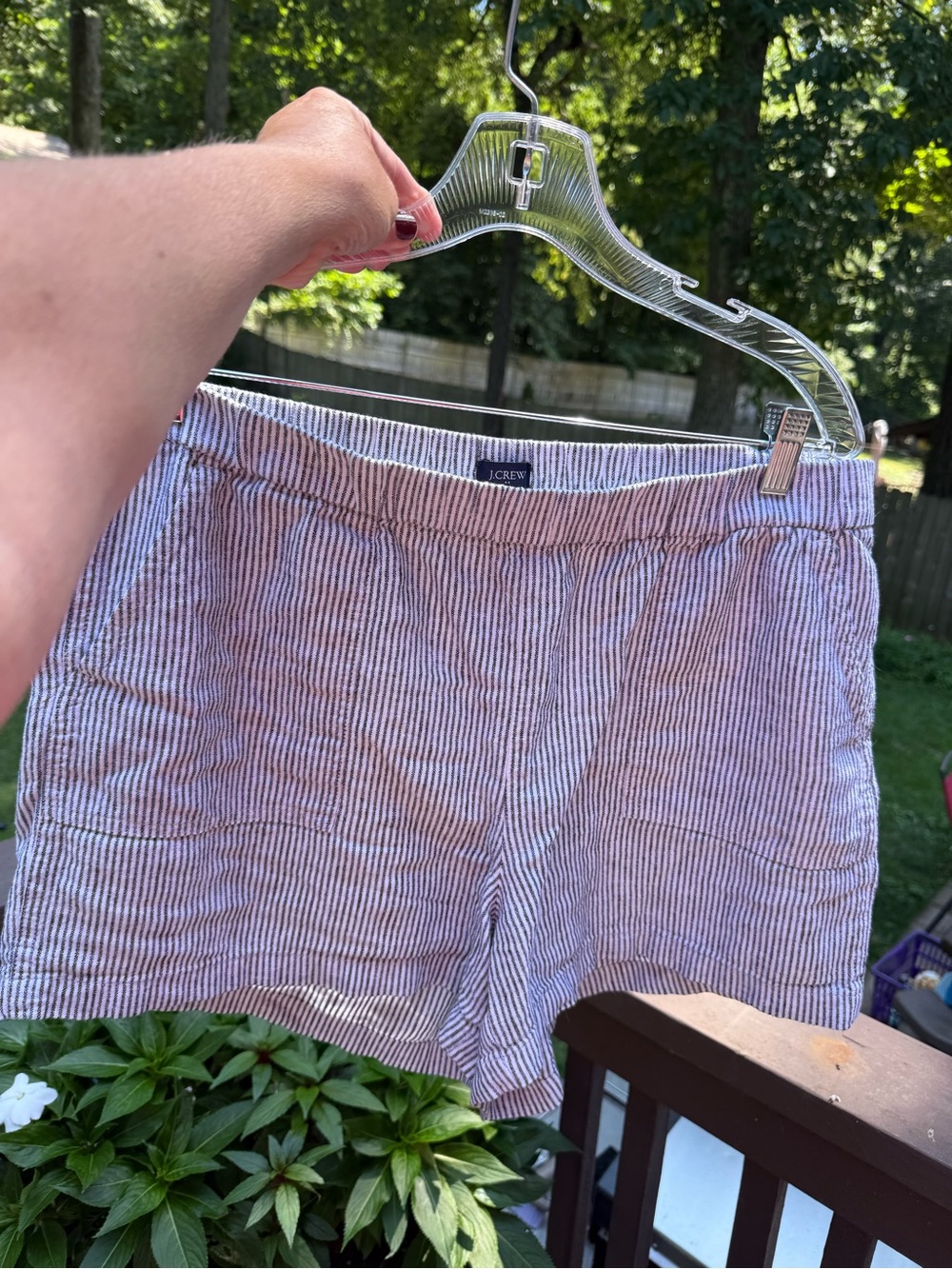 J.Crew Size L Large Linen Blend Elastic Waist Women Stripes Shorts Blue/white